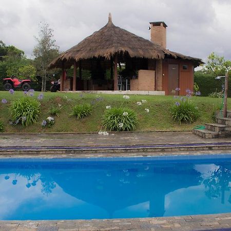 Pousada Marco Polo Campos do Jordão Exterior photo